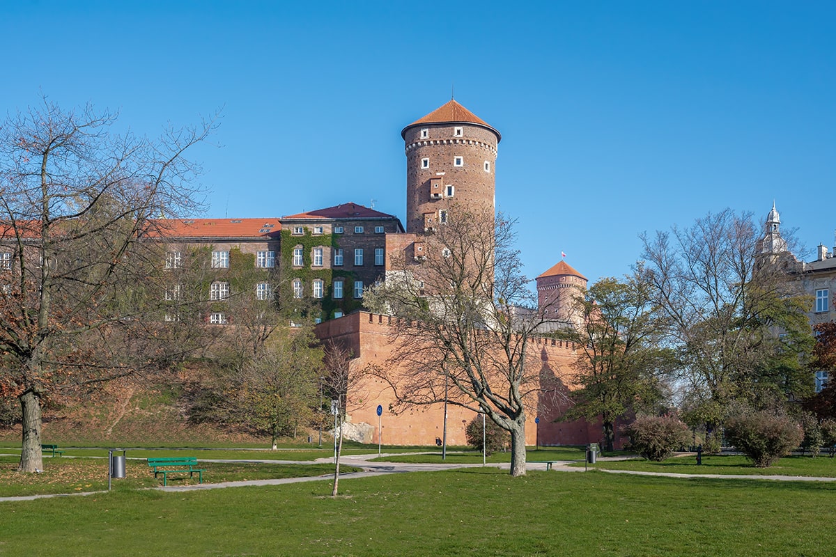 Wawel Royal Chambers: What’s Inside Poland’s Most Famous Castle Rooms
