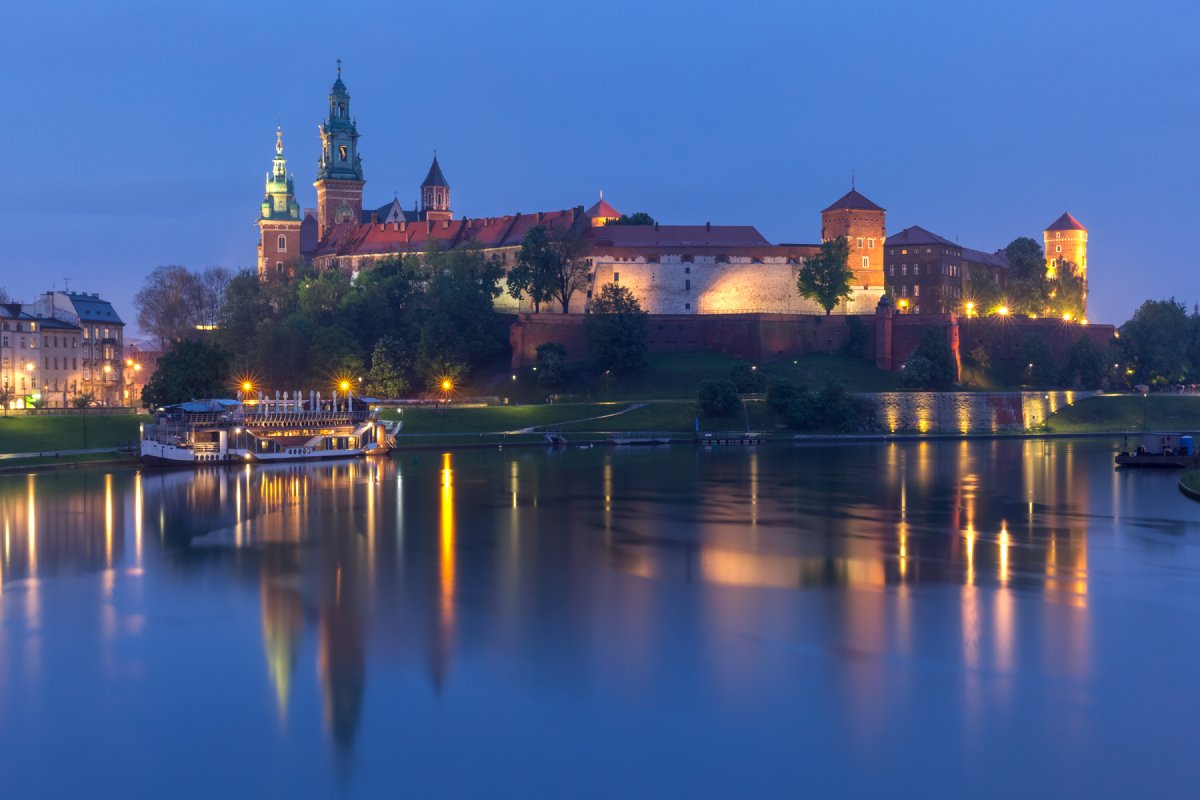 Guardians of the Hill: Exploring Wawel’s Historic Towers and Bastions